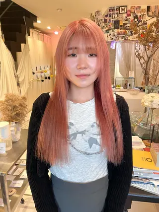 ロング カラー nishiura nanasaのヘアスタイル