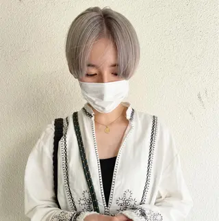 ショート カラー suvvy hairsalonのヘアスタイル