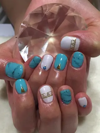 ネイル Sympa 𝓜iwako🐰ᩚのネイルデザイン