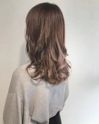 セミロング カラー tonari 梅田、中崎町のヘアスタイル