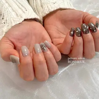 ネイル BONHEUR Annaのネイルデザイン