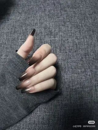 ネイル 高木 維麗絲のネイルデザイン