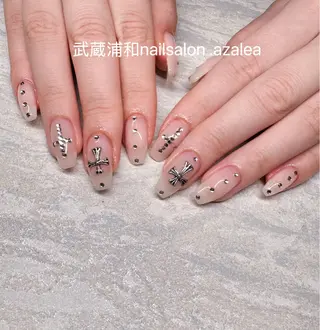 ネイル R inのネイルデザイン