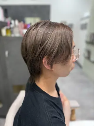 ショート カラー 秋山 拓未のヘアスタイル