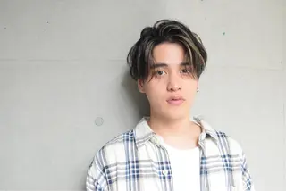 メンズ レイヤー・ブリーチ kiyotoshiのヘアスタイル
