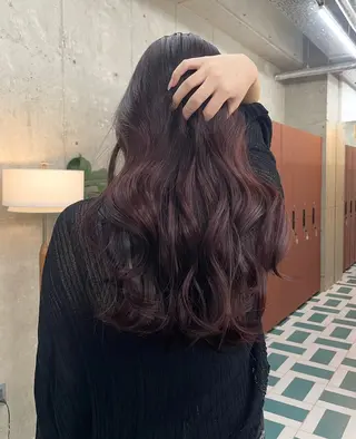 ロング カラー 伊藤 凜のヘアスタイル