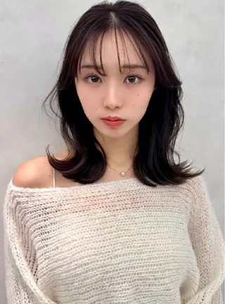 ミディアム カラー 暖色/くびれヘア/ Misakiのヘアスタイル