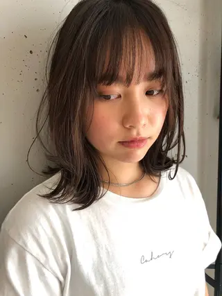 ミディアム カラー ZOA classic hair所属・東 みのりのヘアスタイル