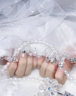 ネイル Yudia🦋 azuのネイルデザイン