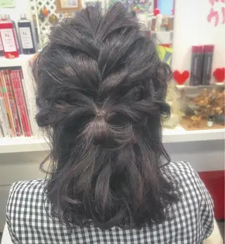 セミロング カラー ヘアアレンジ オーストヘアー ミコ所属・岩谷/ブリーチ 🫧透明感カラーのヘアスタイル