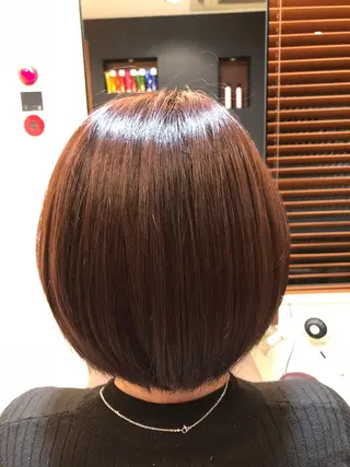 ショート こすげひろと カラー講師のヘアスタイル
