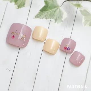 ネイル ファストネイル 博多マルイ店のネイルデザイン