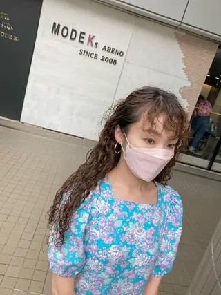 ロング パーマ SHAFT Ieiriのヘアスタイル