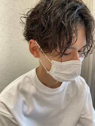 ショート パーマ メンズ ムトウセイマ/艶髪 /艶ケアWブリーチのヘアスタイル