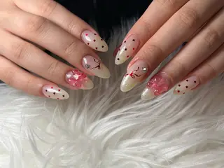 ロング ELIA NAILSALON所属・ア ヤのネイルデザイン