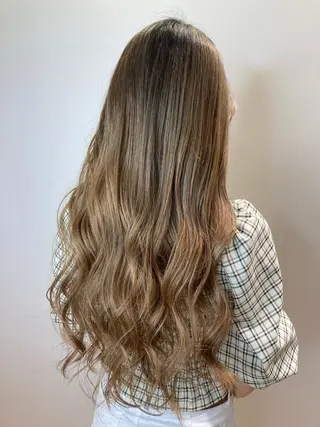 カラー GOTODAY シェアサロン梅田NU茶屋町店所属・髪質改善/艶カラー 縮毛矯正/みほのヘアスタイル