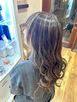 ロング カラー 🎀たな 🧸のヘアスタイル