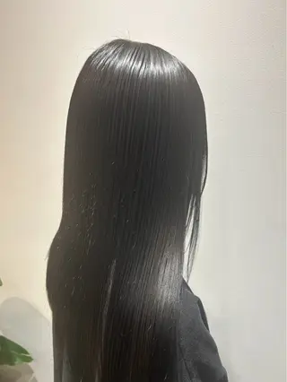 セミロング 松岡 恭弘のヘアスタイル