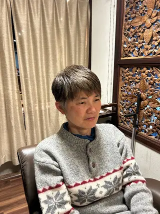 ショート レイヤー/透明感カラ ー/茅ヶ崎/momiのヘアスタイル