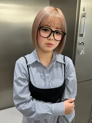 ショート カラー ハイトーン/デザイン カラー／悠斗のヘアスタイル