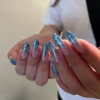 ネイル people所属・luster shihoのネイルデザイン