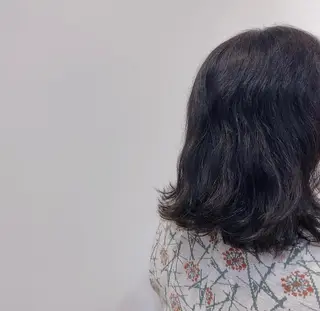 ミディアム 推しカラー🎨横浜 ブリーチ/ yuaのヘアスタイル