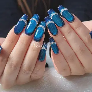 ネイル Queens 榊 まおのネイルデザイン