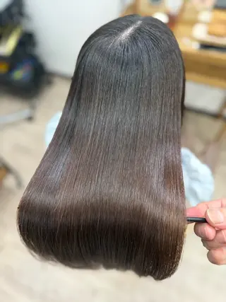 ロング A'SHE横浜所属・髪質改善特化🔥縮毛 、美髪形成のプロ✂️のヘアスタイル