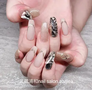 ネイル R inのネイルデザイン