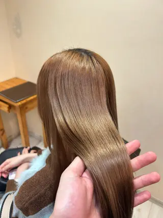 ロング 井上 慈温のヘアスタイル