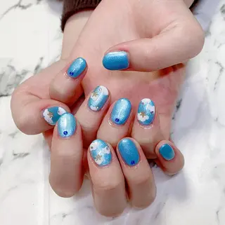 ショート カラー ネイル Q Free nailsのネイルデザイン