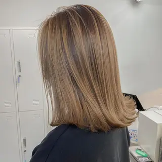 セミロング カラー 海外デザイン🇺🇸 石渡諒太のヘアスタイル