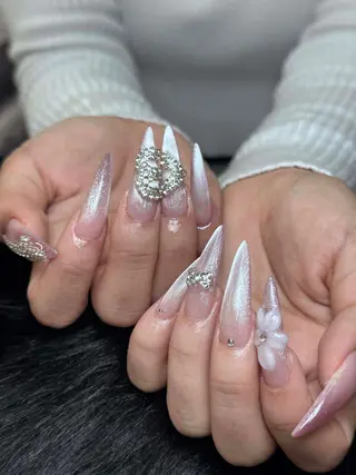 ネイル NIE MoMoのネイルデザイン