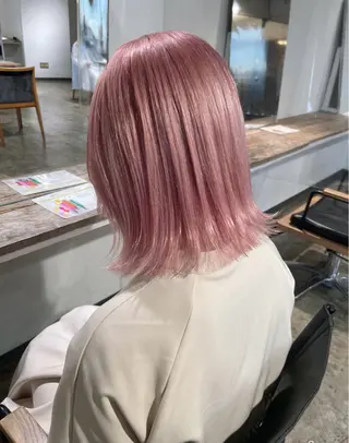ミディアム カラー ✨艶ブリーチカラー ✨四ノ宮裕己のヘアスタイル