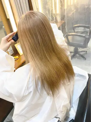 ロング カラー 髪質改善/美髪矯正/ ハイトーン Kuroのヘアスタイル