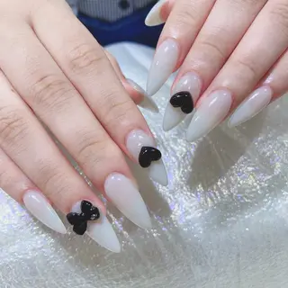 ネイル Queens 榊 まおのネイルデザイン