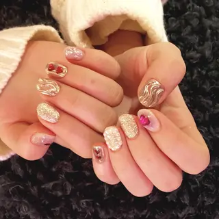ネイル revia所属・ERI Nailistのネイルデザイン