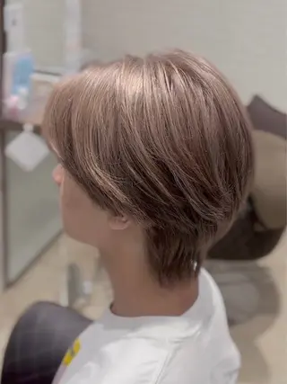 カラー メンズ 緑川 佳薫のヘアスタイル