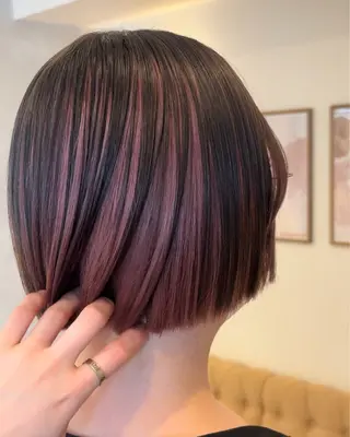 ショート カラー ミルクティ/ピンク/ レイヤー/yuriaのヘアスタイル