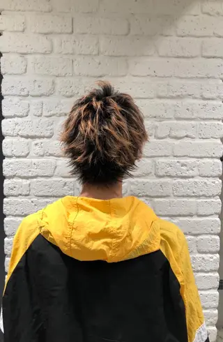 ショート カラー パーマ メンズ glow所属・山田 博仁のヘアスタイル