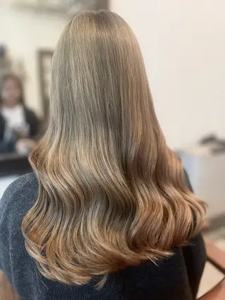 カラー orque deux .kannaのヘアスタイル