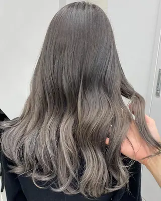 セミロング 【公式】amble luxe 中野のヘアスタイル