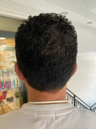 ショート メンズ 瀬川 茉衣子のヘアスタイル