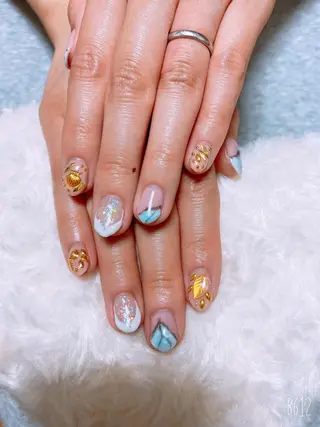 ネイル The Best Beauty受付担当のヘアスタイル