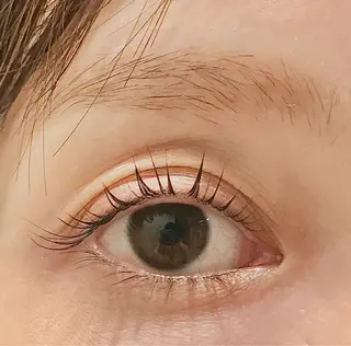 マツエク・マツパ miel大宮店所属・矢部 奈々の眉毛・アイブロウイメージ