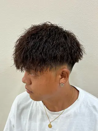 ショート パーマ メンズ パーマ職人DAIKI ツイスパ/波巻きのヘアスタイル