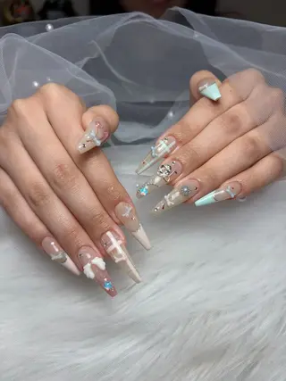 ネイル Cloudy Chan Nailのネイルデザイン