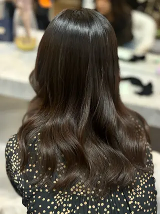 セミロング カラー 🐈‍⬛momo🐾 ダブルカラーのヘアスタイル