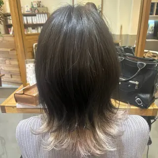 ミディアム カラー 若狭 彩花のヘアスタイル