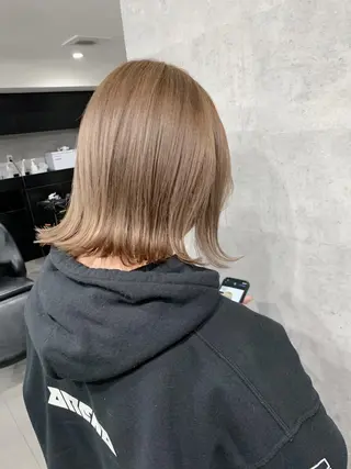 ミディアム カラー _WHITE 天神店 YUMEKA🐻のヘアスタイル